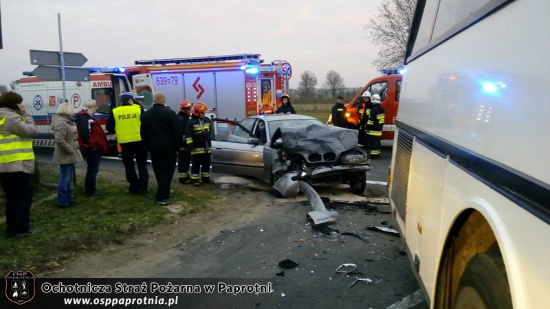 Wypadek na drodze Paprotnia Kampinos