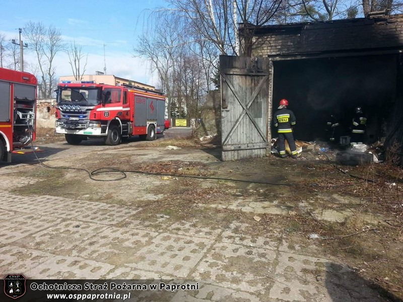 Pożar opuszczonych garaży
